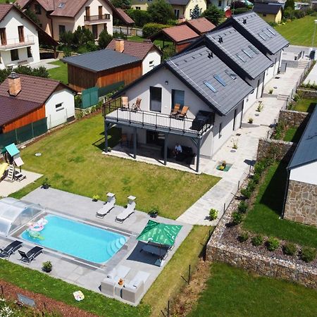 Apartmanove Domy Lipno 1 Фримбурк Экстерьер фото