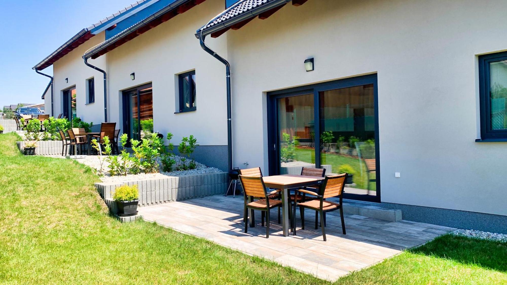 Apartmanove Domy Lipno 1 Фримбурк Экстерьер фото